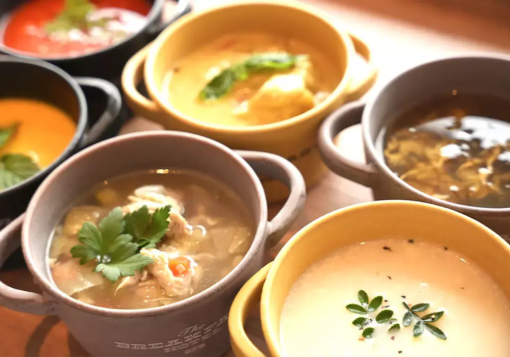 石垣島産野菜の自家製スープ
