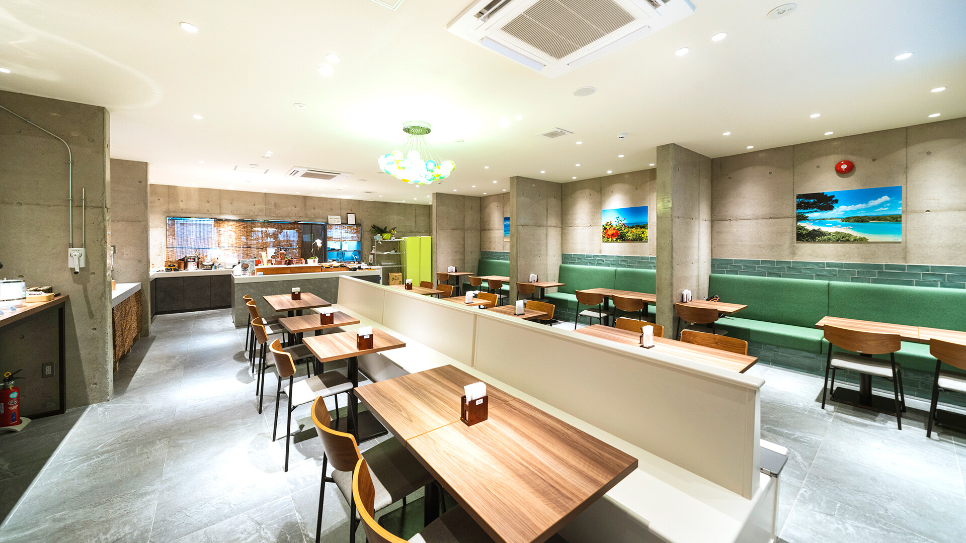 The BREAKFAST HOTEL PORTO石垣島 朝食 ラウンジ